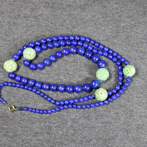 vintage long genuine green jade and lapis beaded necklace with 14K clasp - Picture 7 of 12